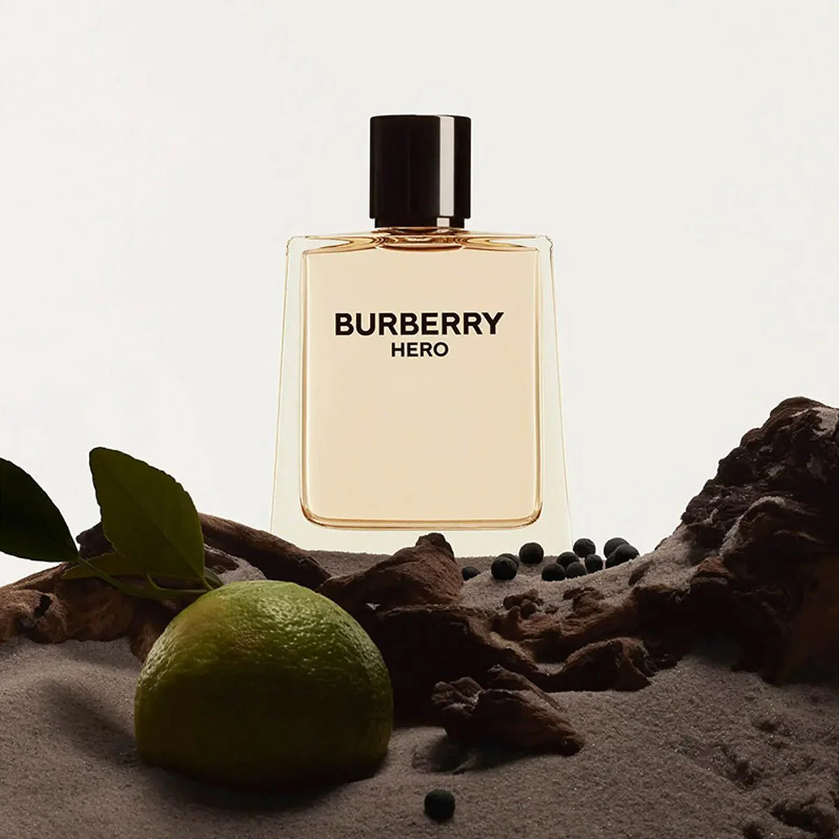 Men's Burberry Hero EDT Spray 3.4 Oz - Image 4